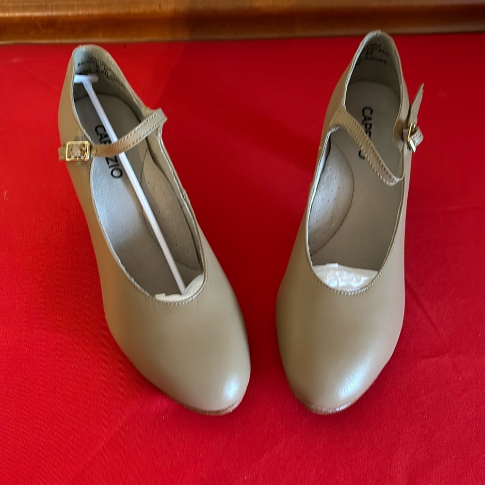 Capezio brand 2 inch student spotlight character shoe in nude color. Size 8M